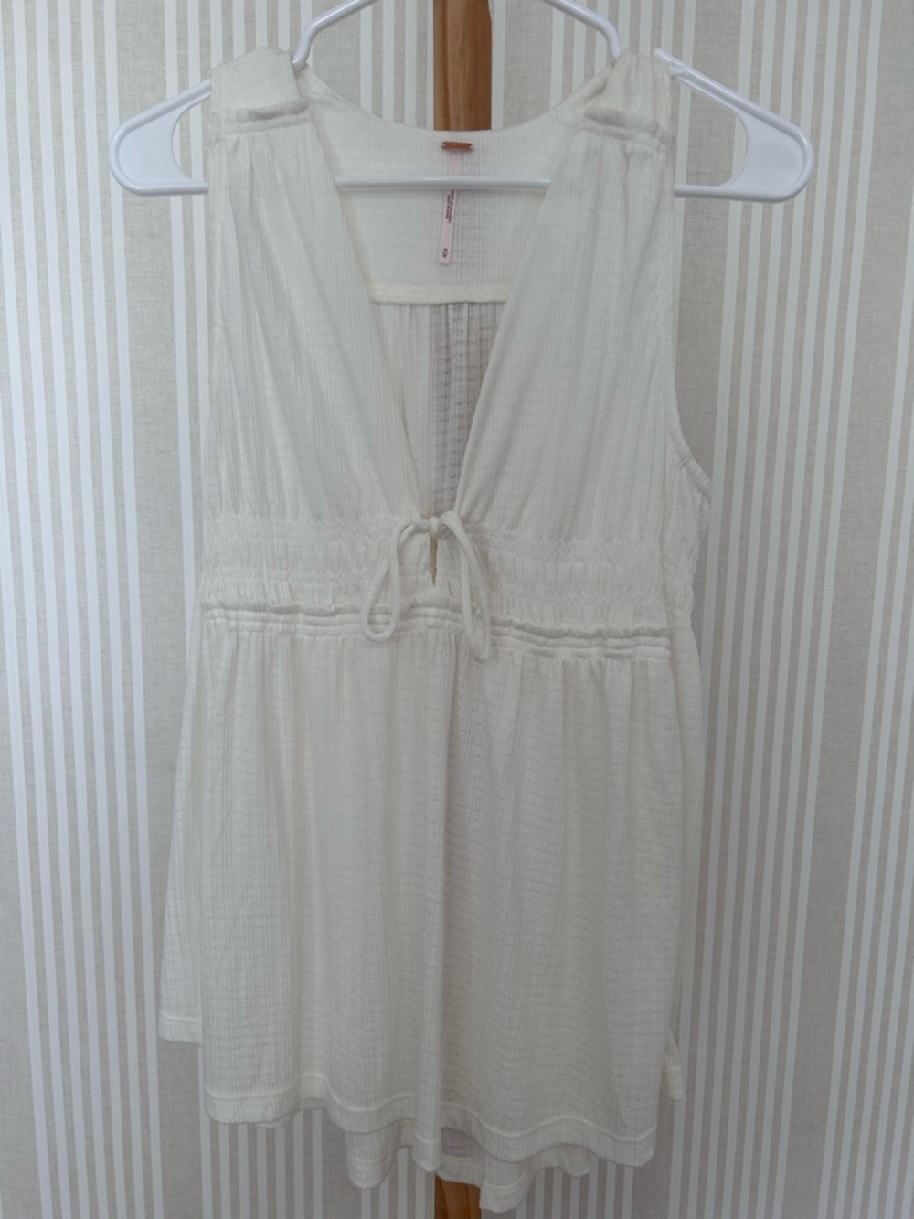 Free People Beach Bound Ruched Top Ivory White Women’s Size Medium NWOT - Picture 3 of 8